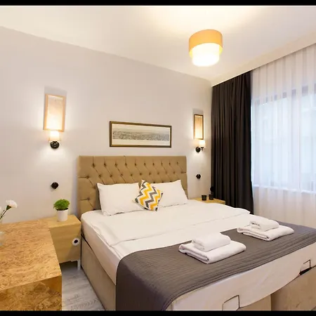 Istanbul Apartments Апартаменты *